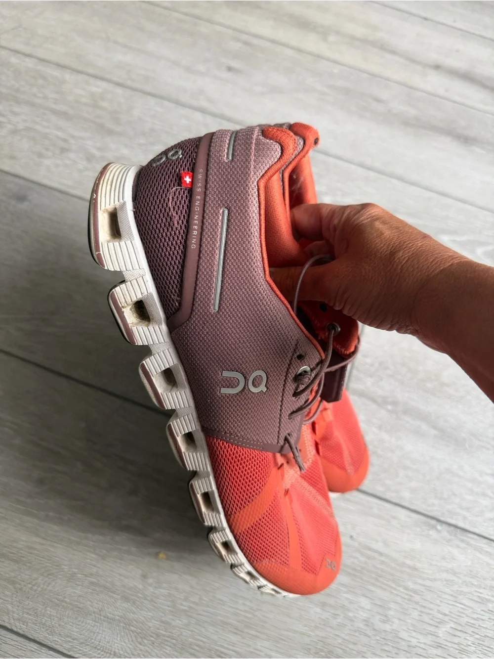 On cloud Running REI Athletic Shoe in Coral and Maroon size 10.5